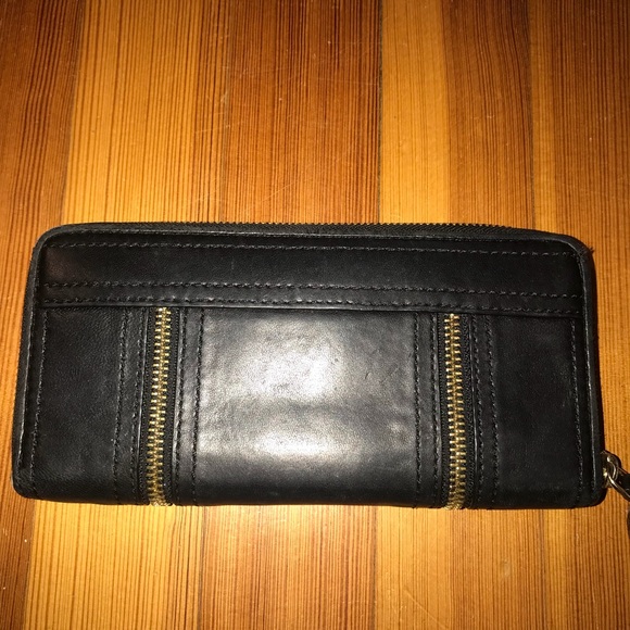 Michael Kors wallet - Picture 2 of 3